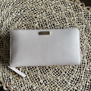 Kate Spade Light Pink Wallet